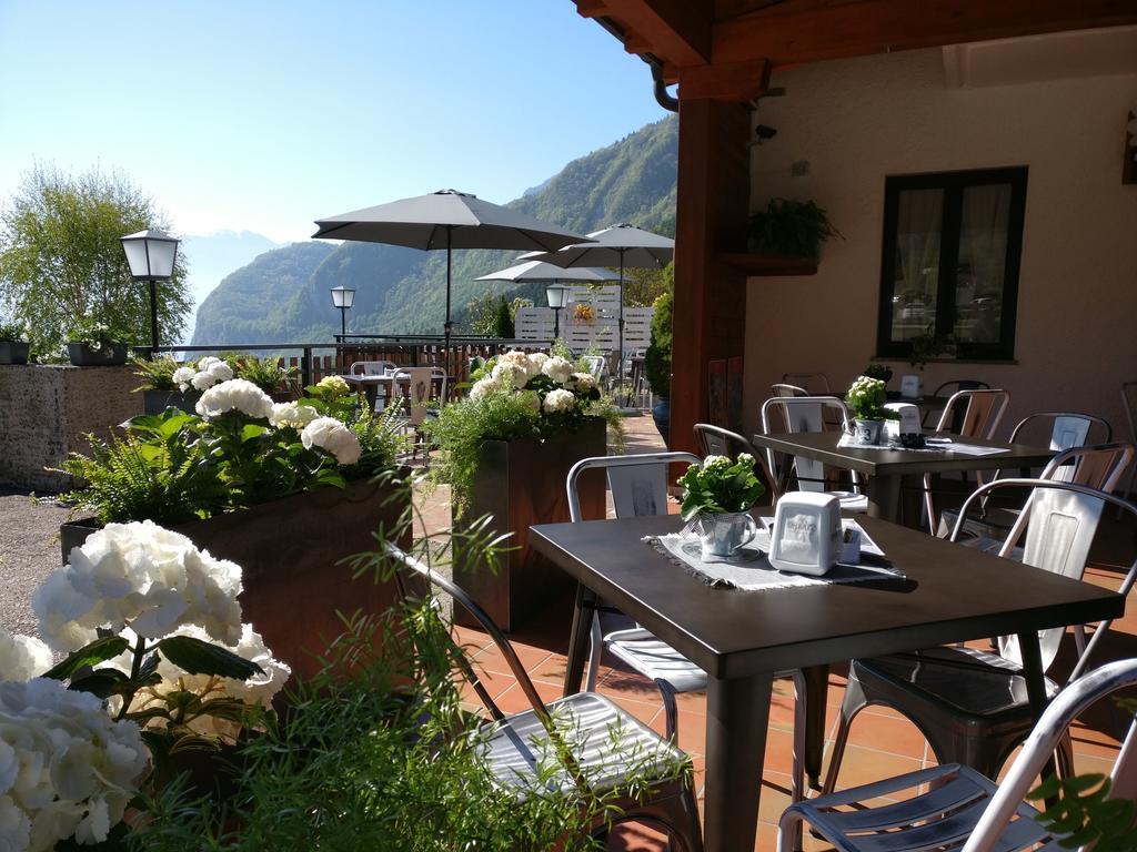 Garni Al Laghet Hotel Tenno Luaran gambar